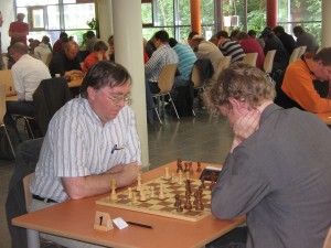 GM Zigurds Lanka vs. Jan Gustavson beim Salzgitter-Open 2010